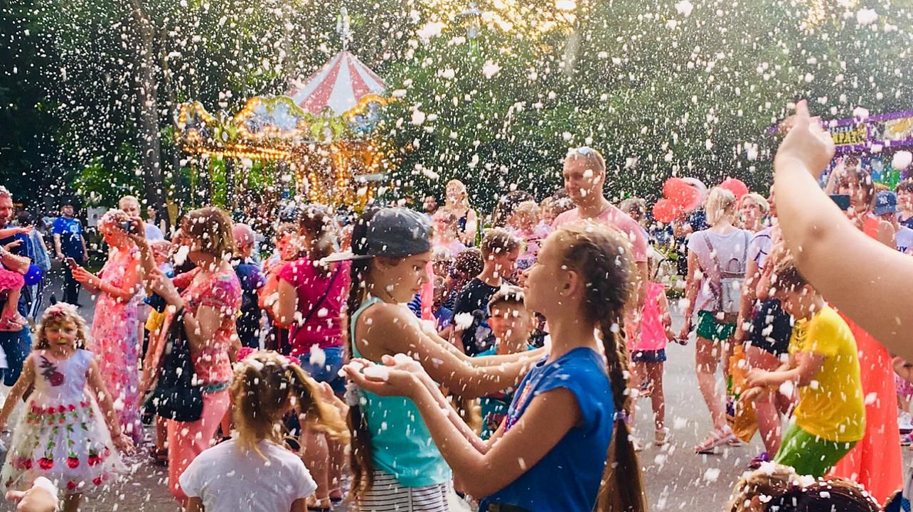 В городских парках прошли праздничные мероприятия для маленьких краснодарцев