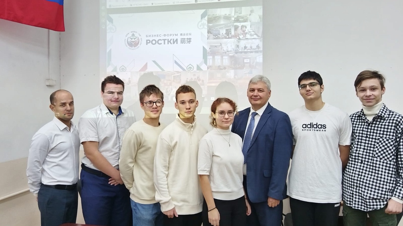 Фото: Детско-юношеская спортивная школа № 7,
http://kazchess.ru/товарищеский-шахматный-турнир-между-2/
