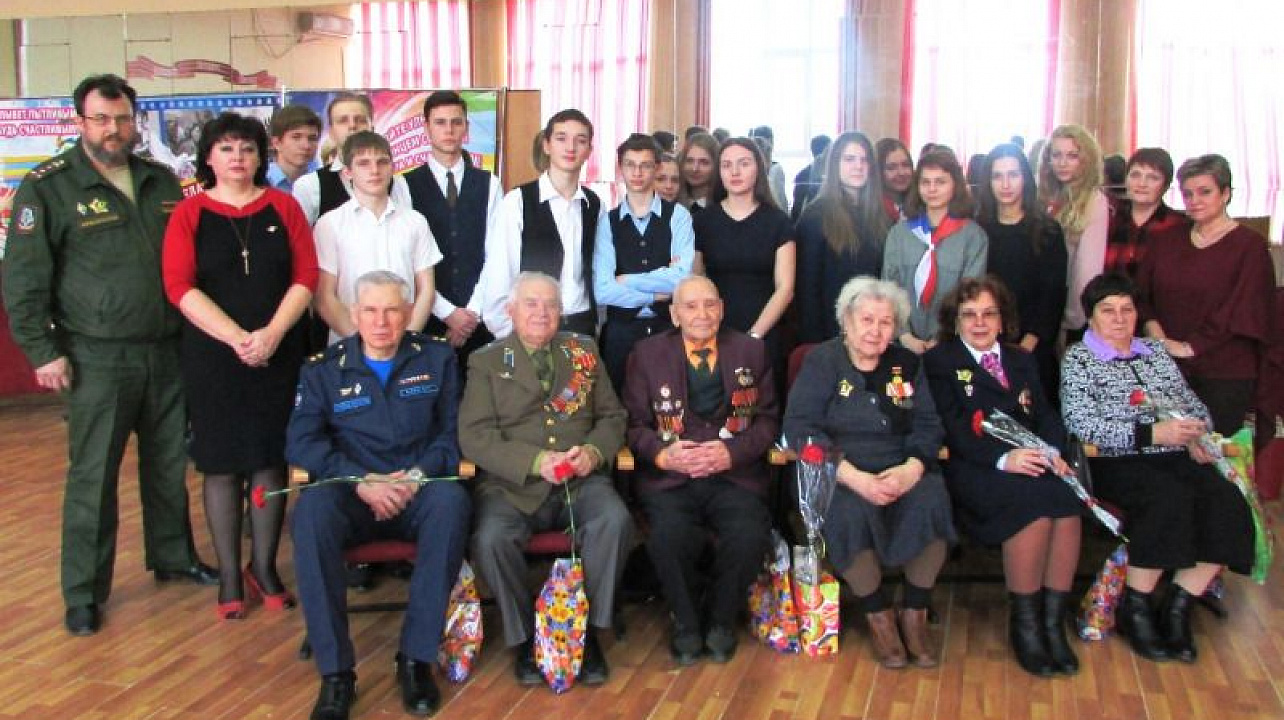 Школы Краснодара активно участвуют в месячнике оборонно-массовой и военно-патриотической работы (5).jpg