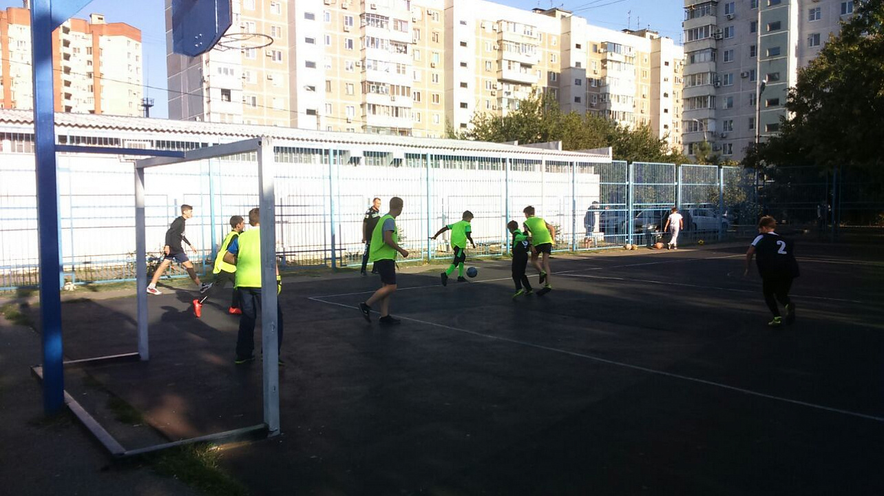 «Фортуна» победила в дворовом футболе