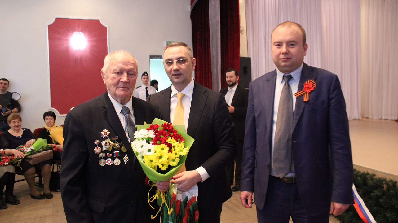В Центральном округе прошел торжественный прием блокадников и защитников Ленинграда