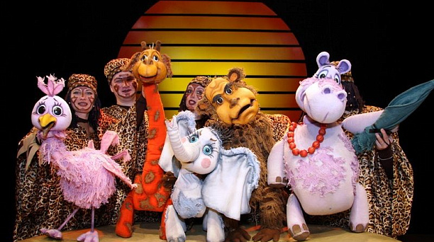 В Западном округе состоялся благотворительный спектакль для детей