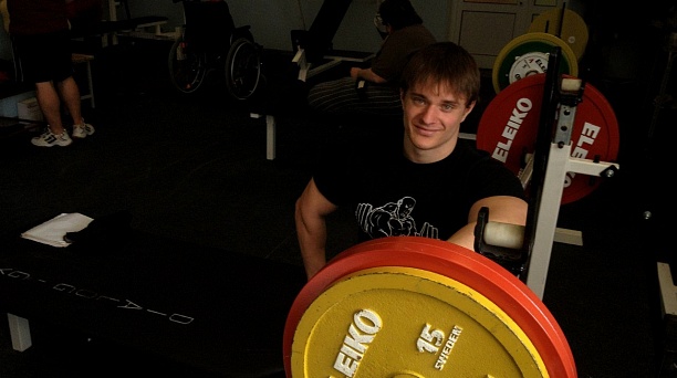 Он стал символом упорства и невероятной веры в свои возможности, а его жизнь – инструкция по преодолению трудностей на пути к мечте