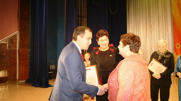 В честь Дня инвалида творческие коллективы Елизаветинского дома культуры дали большой концерт