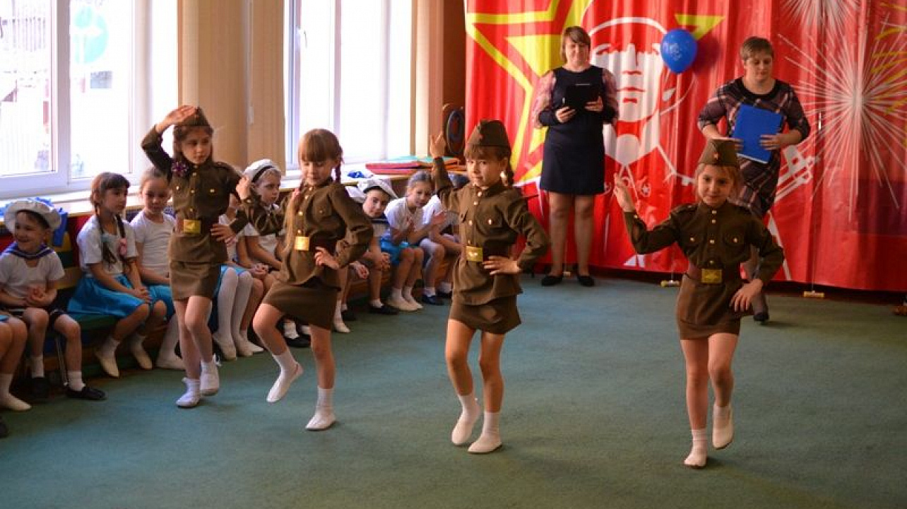 В детском саду № 112 прошел праздник, посвященный Дню защитника Отечества