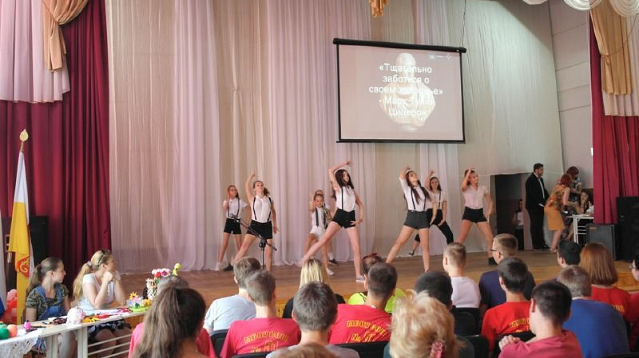 В Центральном округе состоялась акция «Наше кредо – творчество: творим, созидаем!»