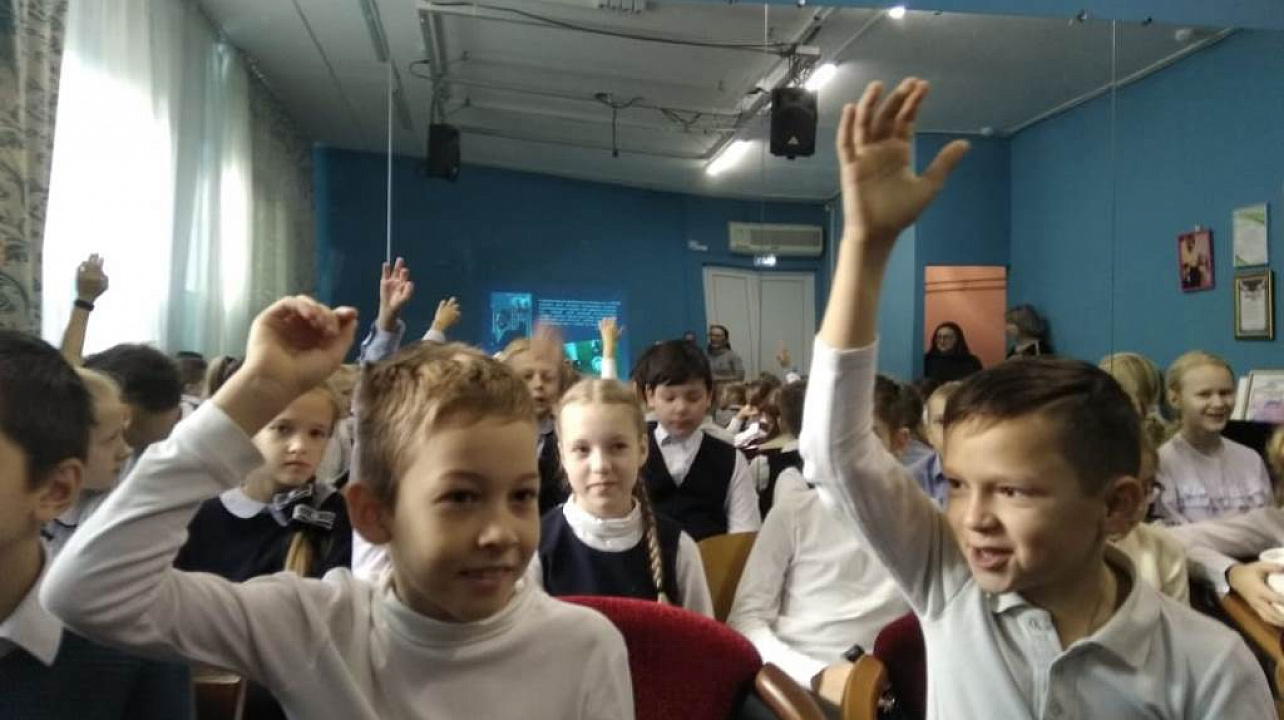 В Доме культуры Западного округа прошла игровая программа