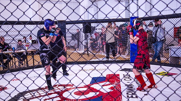 Полный контакт 