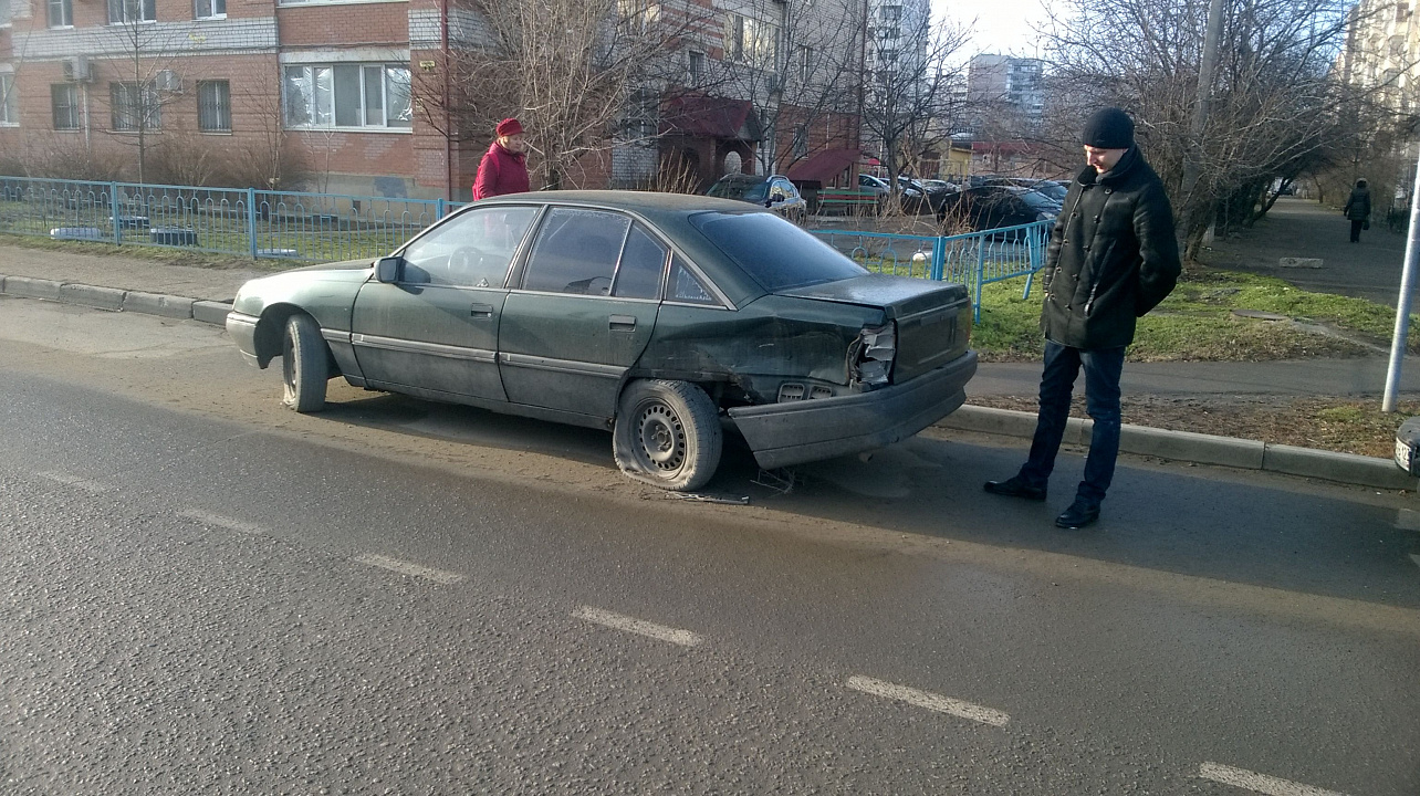В Западном округе проведен очередной рейд по выявлению брошенного автотранспорта