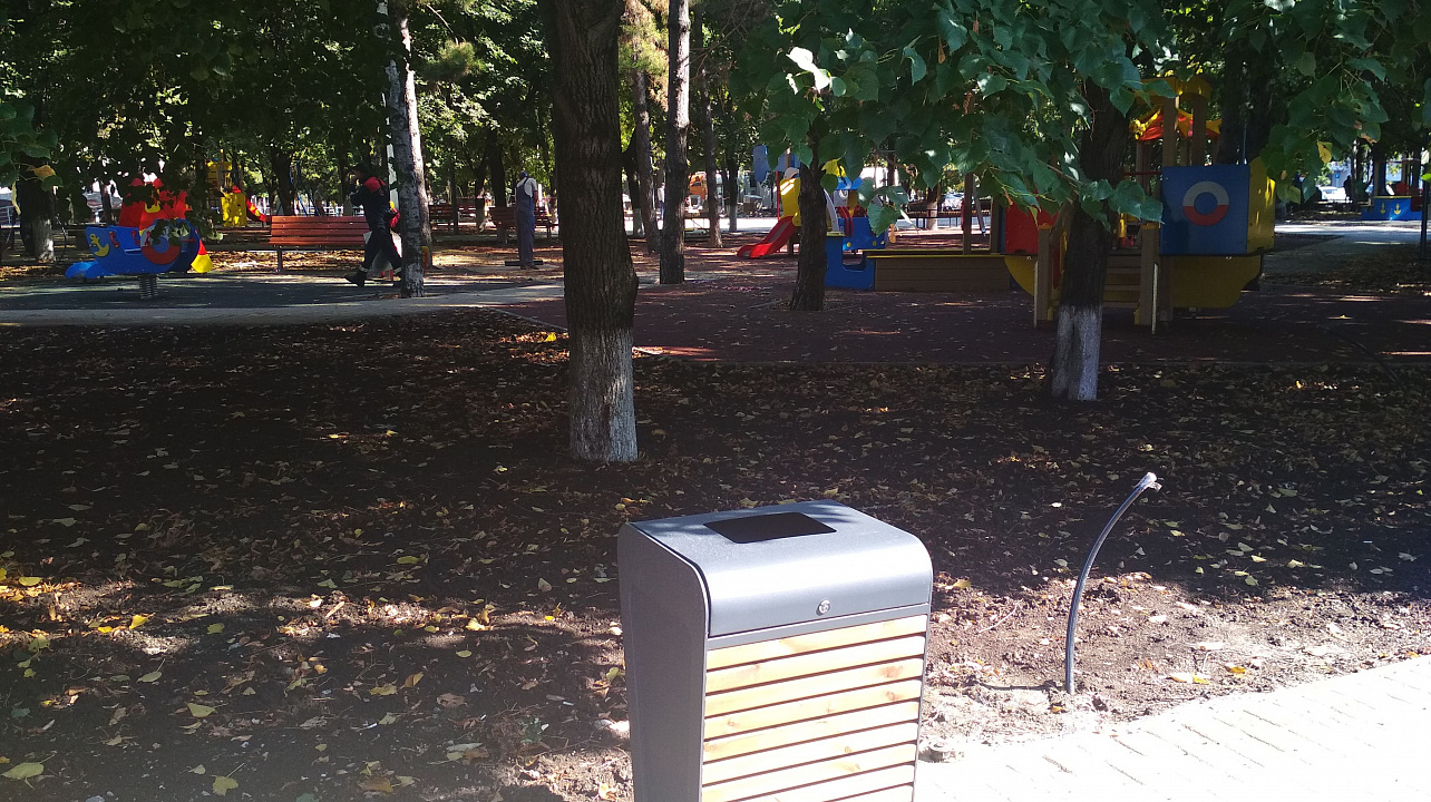 Реконструкция сквера «Фестивального» близится к завершению