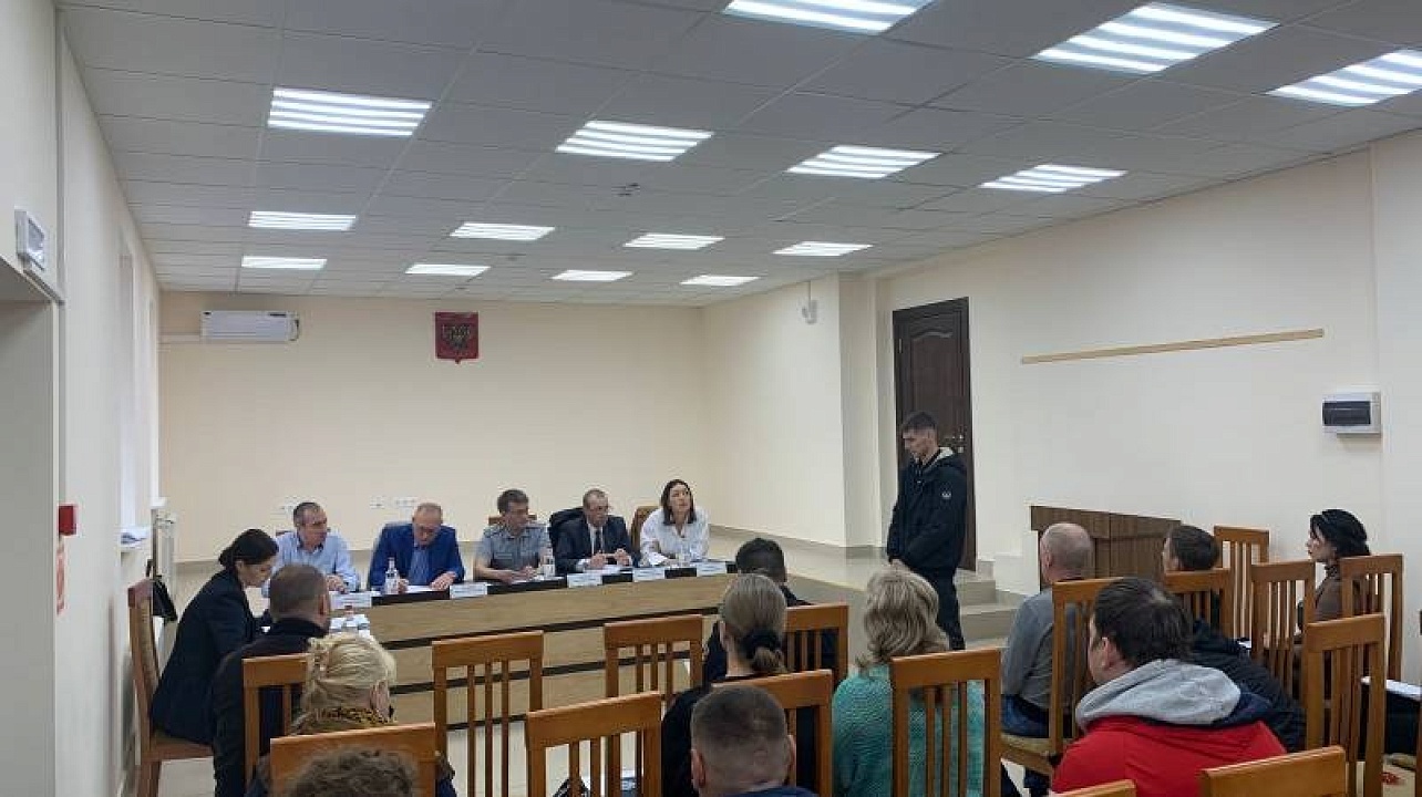 В администрации Калининского сельского округа состоялось заседание территориальной комиссии по профилактике правонарушений