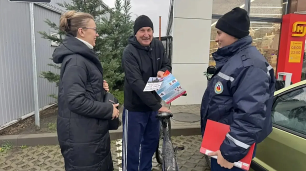 В преддверии новогодних и рождественских праздников спасатели Краснодара усилили противопожарную профилактику 