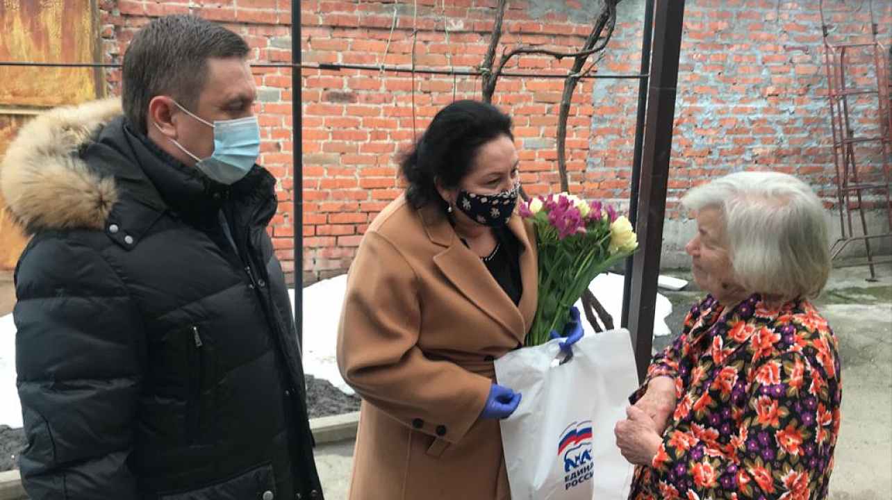 В станице Елизаветинской блокадники приняли поздравления с годовщиной снятия блокады Ленинграда