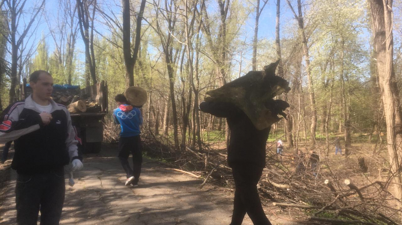 В парке Победы продолжается подготовка к открытию сезона отдыха