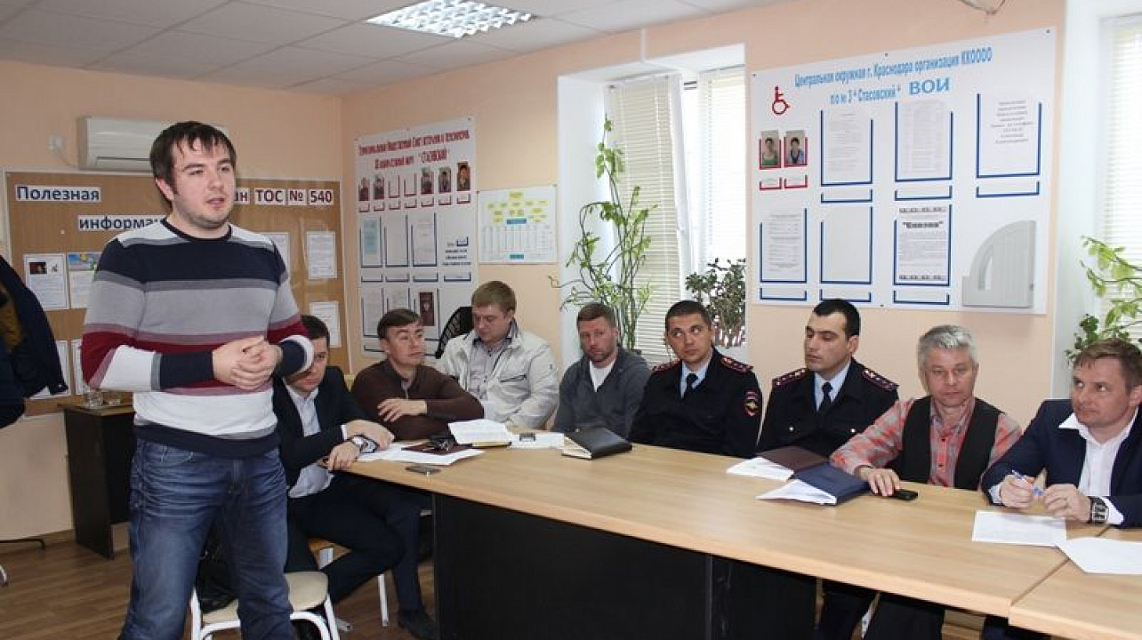 Глава Центрального округа встретился с руководителями ТОС