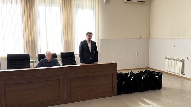 Сергей Камаринский поздравил сотрудников полиции Карасунского округа с Днём защитника Отечества