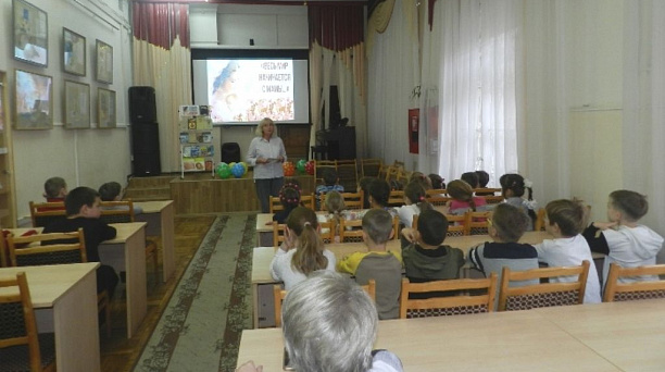 В библиотеке им. Н. А. Некрасова отметили День матери