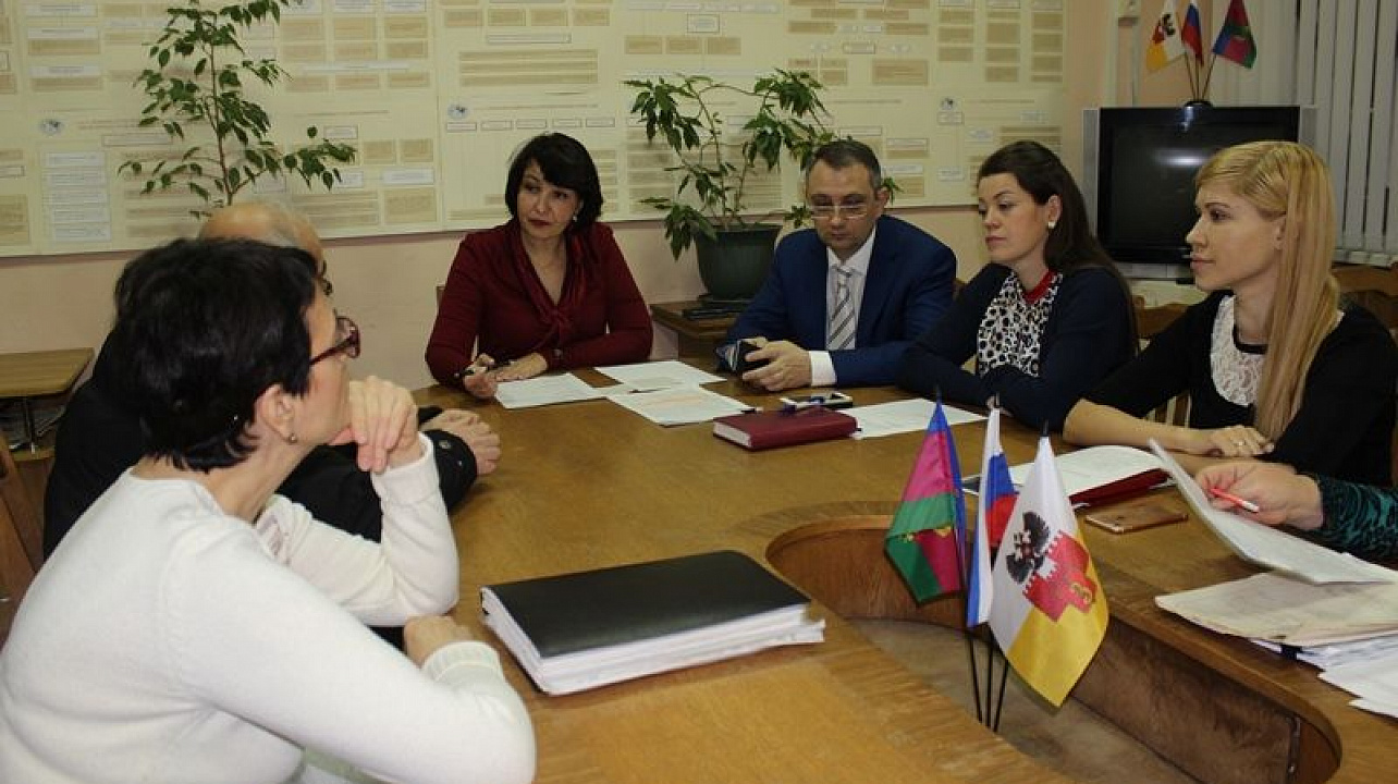 Глава администрации Центрального округа Елена Малова провела личный прием граждан