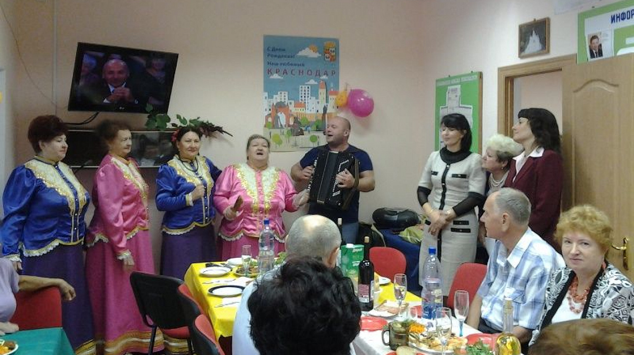 В территориальных центрах Центрального округа отметили День города