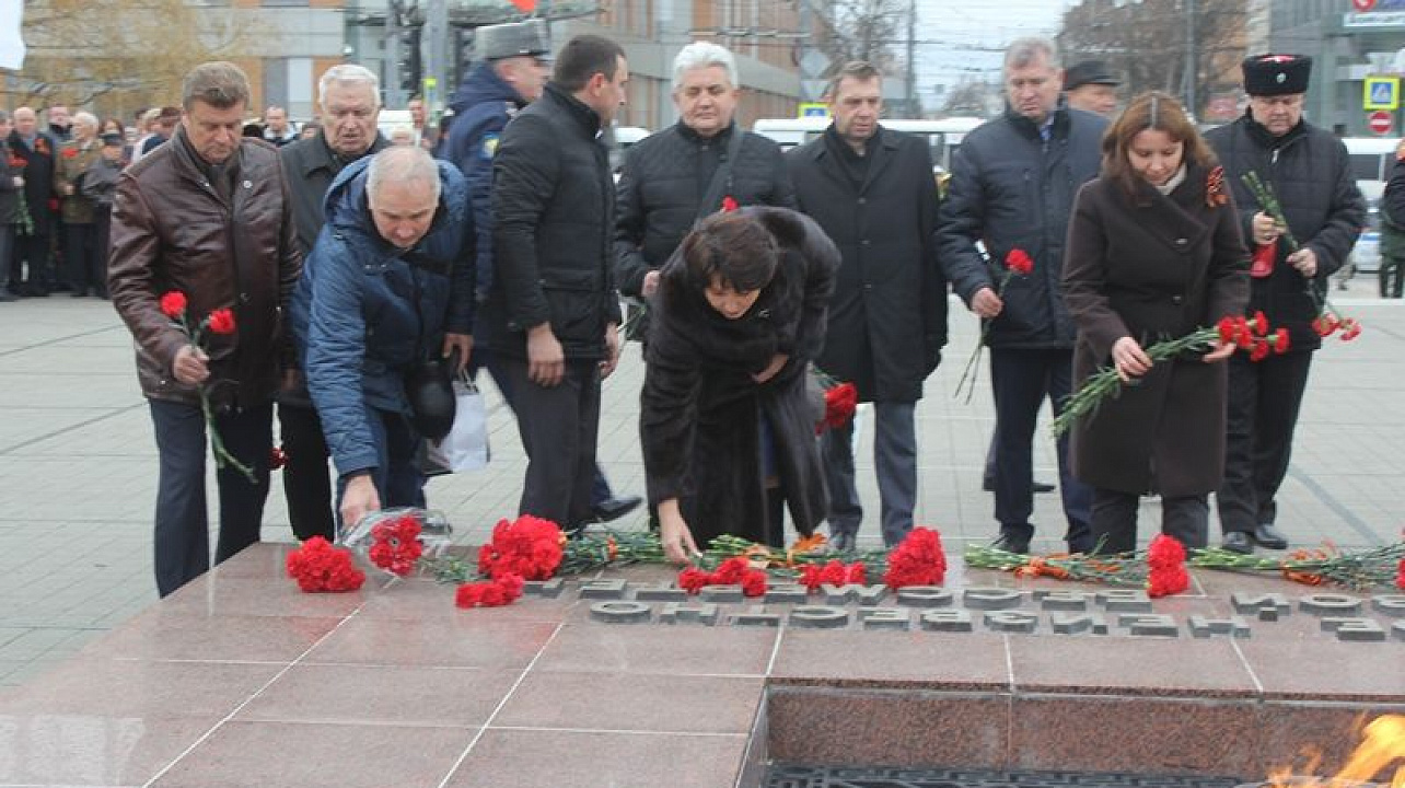 Центральный округ принял участие в мероприятии, посвященном Дню Неизвестного солдата