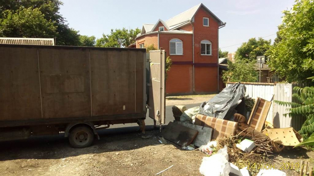 В Западном округе выявлена свалка строительного мусора