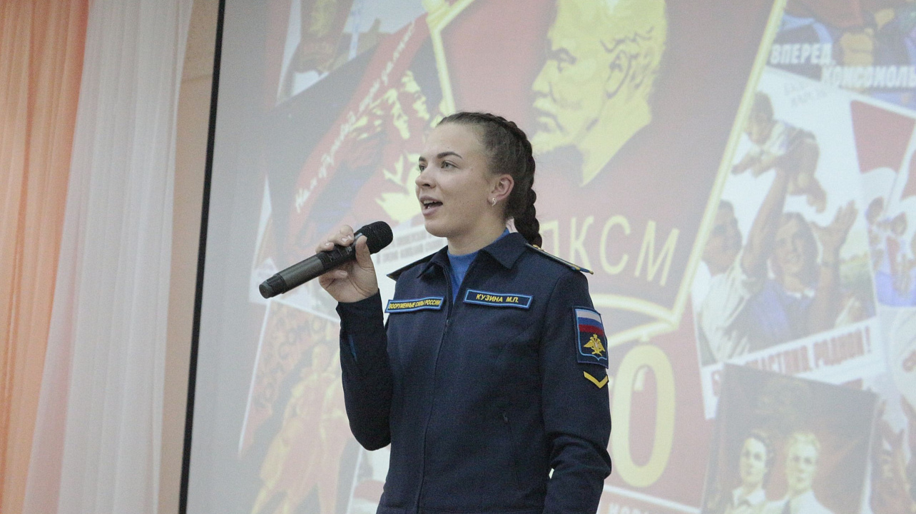 Отборочный тур окружного конкурса творческой молодежи прошел в школе №98