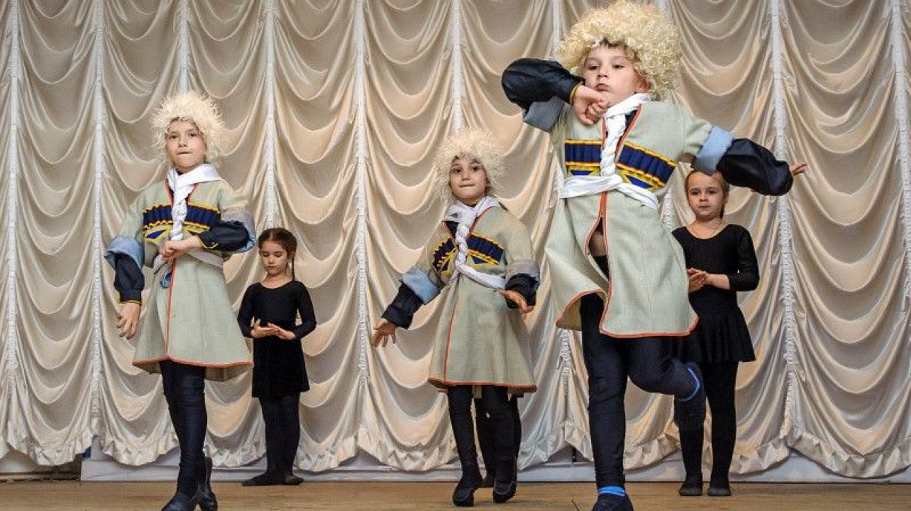 Фестиваль адыгской культуры прошёл в Краснодаре (4).JPG