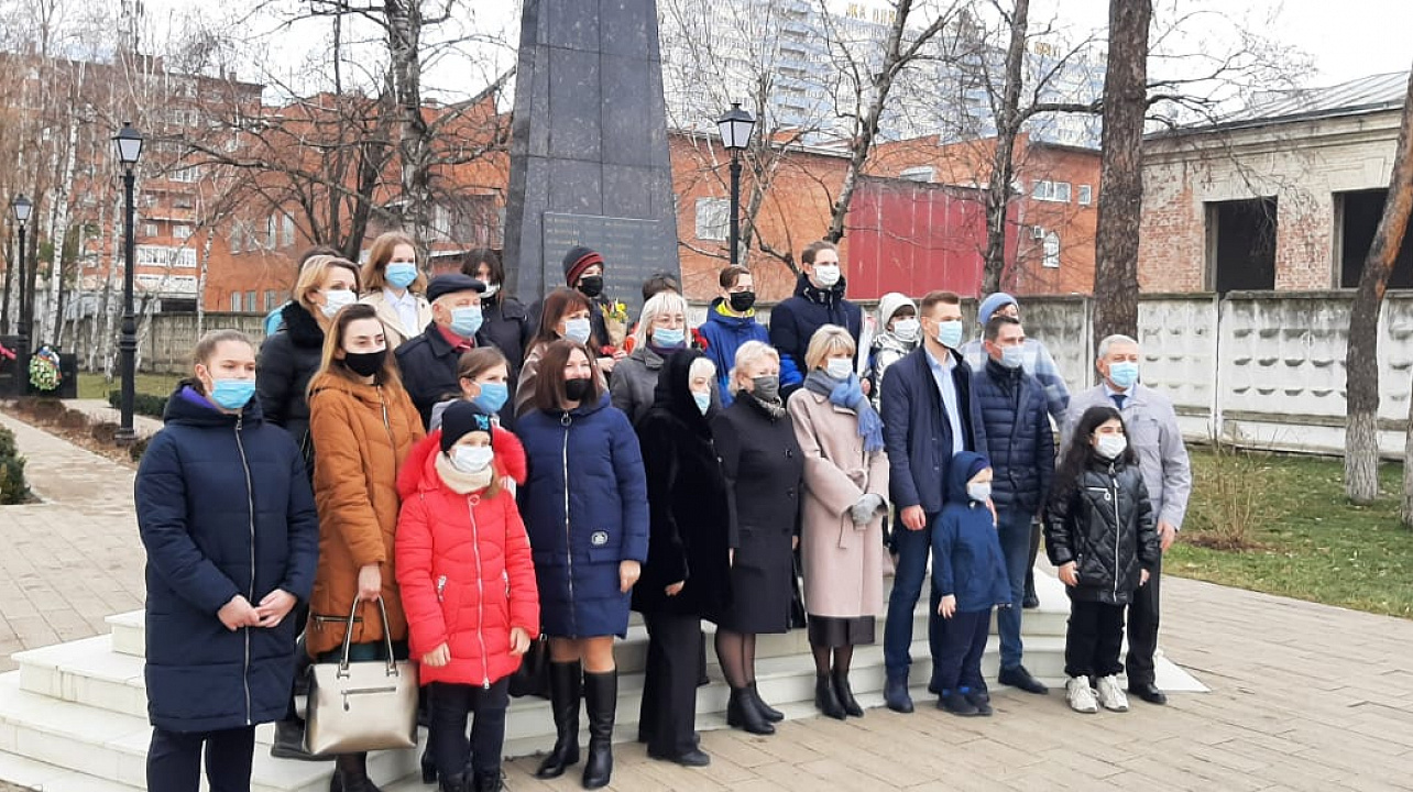 В Прикубанском округе у всех памятников героям Великой Отечественной войны прошли памятные мероприятия и возложение цветов