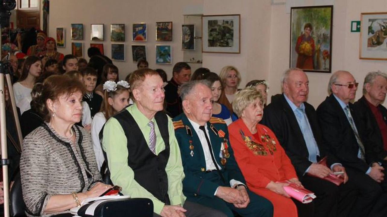 При участии общественной организации «Единство поколений» состоялось открытие выставки «Жизнь как подвиг».jpg
