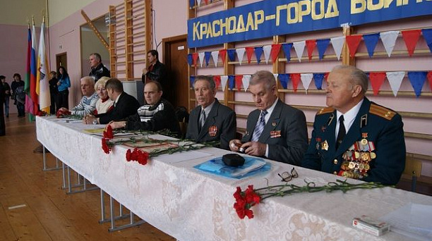 Школьники Западного округа готовы к защите Отечества! 