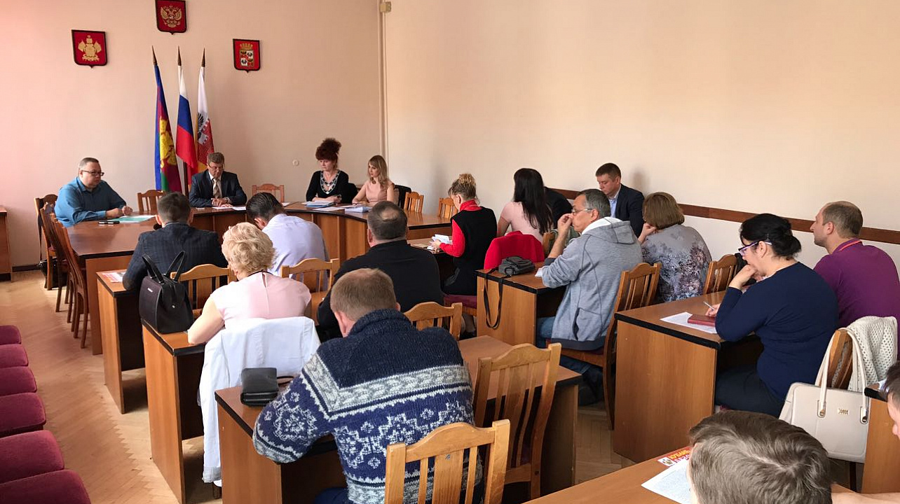 В Западном округе прошло совещание с руководителями предприятий