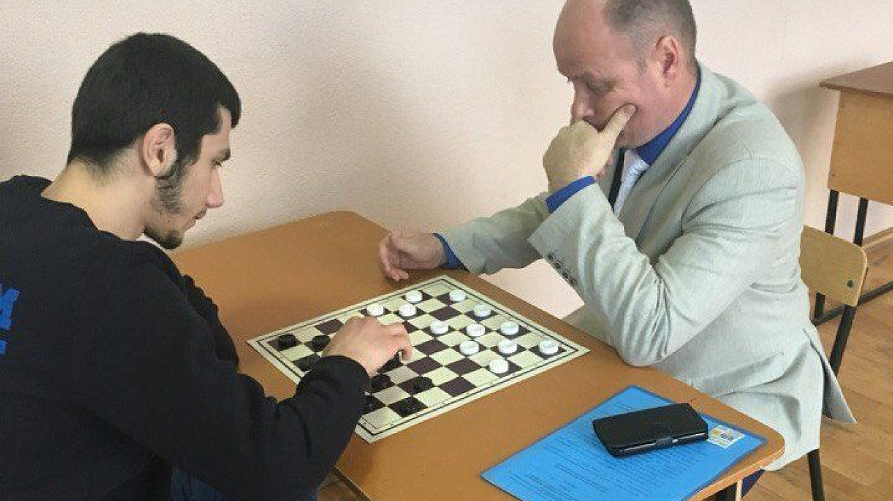 Открытый турнир по шашкам