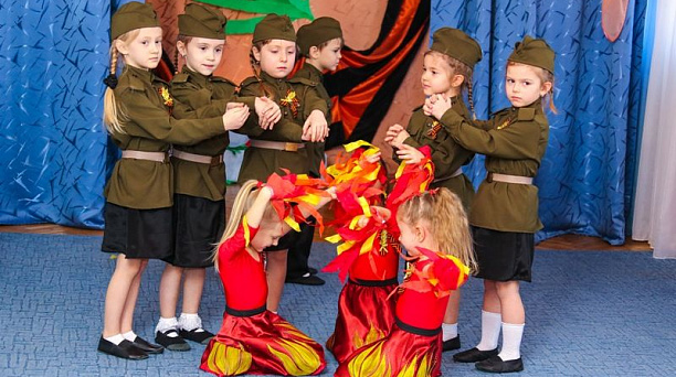 В детском саду № 90 прошла акция «Этих дней не смолкнет слава»