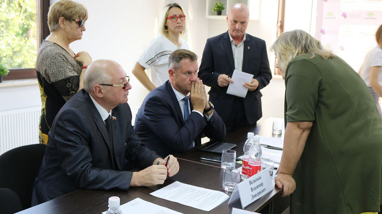 Консультативный совет общественных объединений провел заседание в новом ресурсном центре Краснодара.jpg