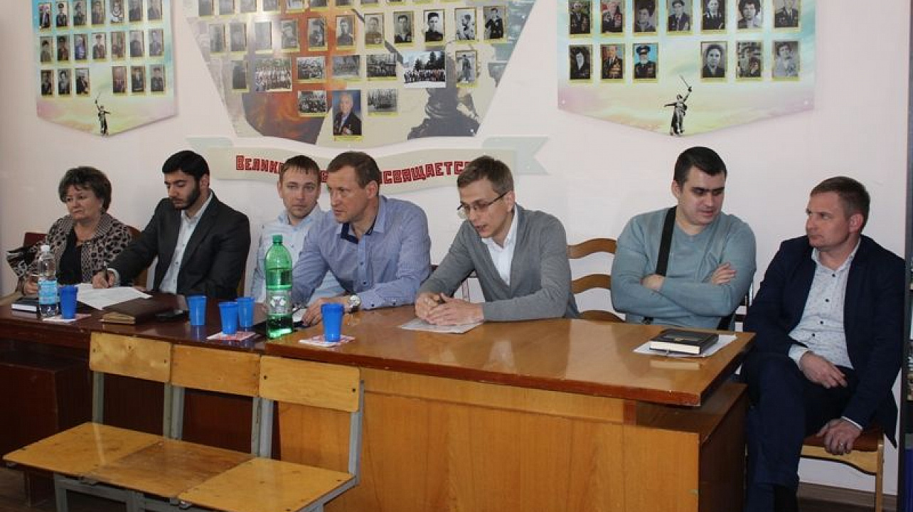 Глава Центрального округа провел прием руководителей органов ТОС