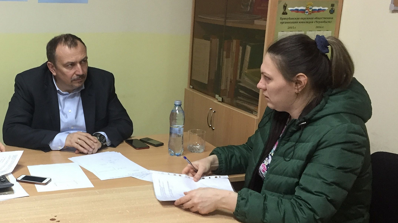 Депутат  городской Думы Краснодара Сергей Геращенко провел прием граждан