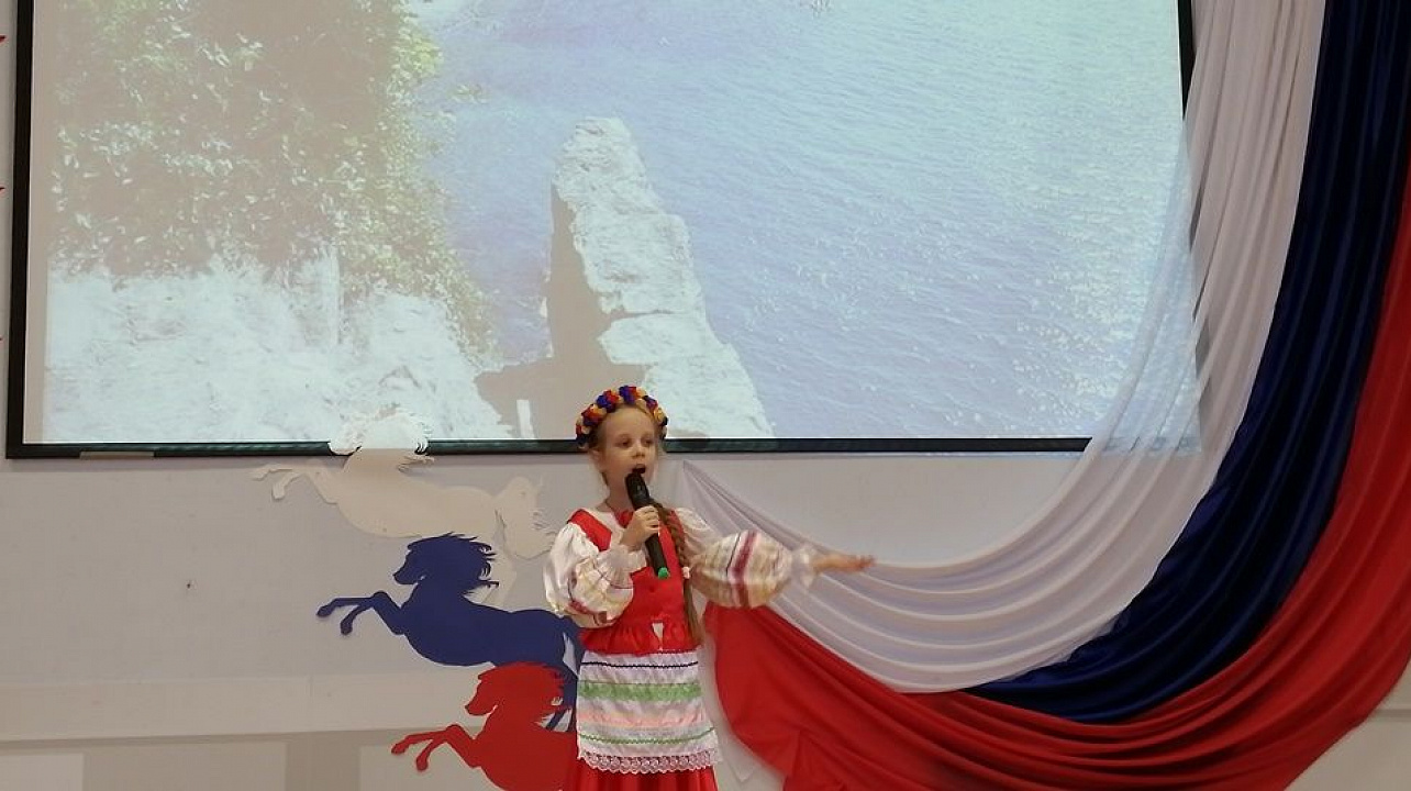 В школе № 101 прошел конкурс чтецов