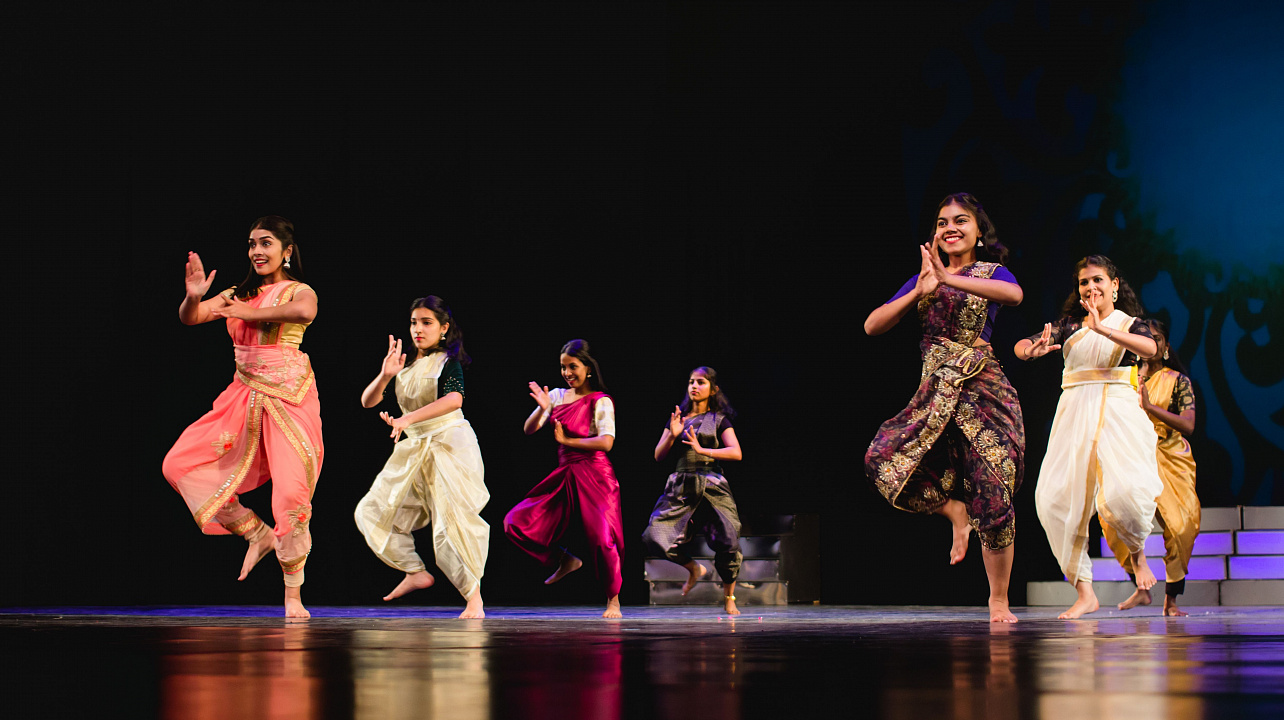 Центр национальных культур принял участие в мероприятиях, приуроченных ко Дню России (14).jpg