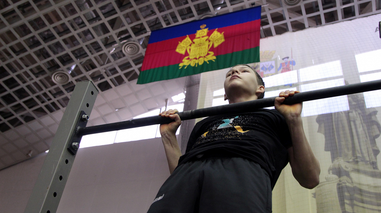 Тренируйся раз по сто - сдашь все нормы ГТО!