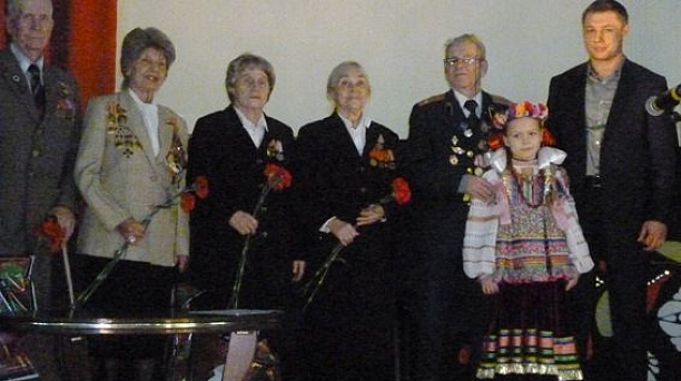 Неразрывна связь героических поколений