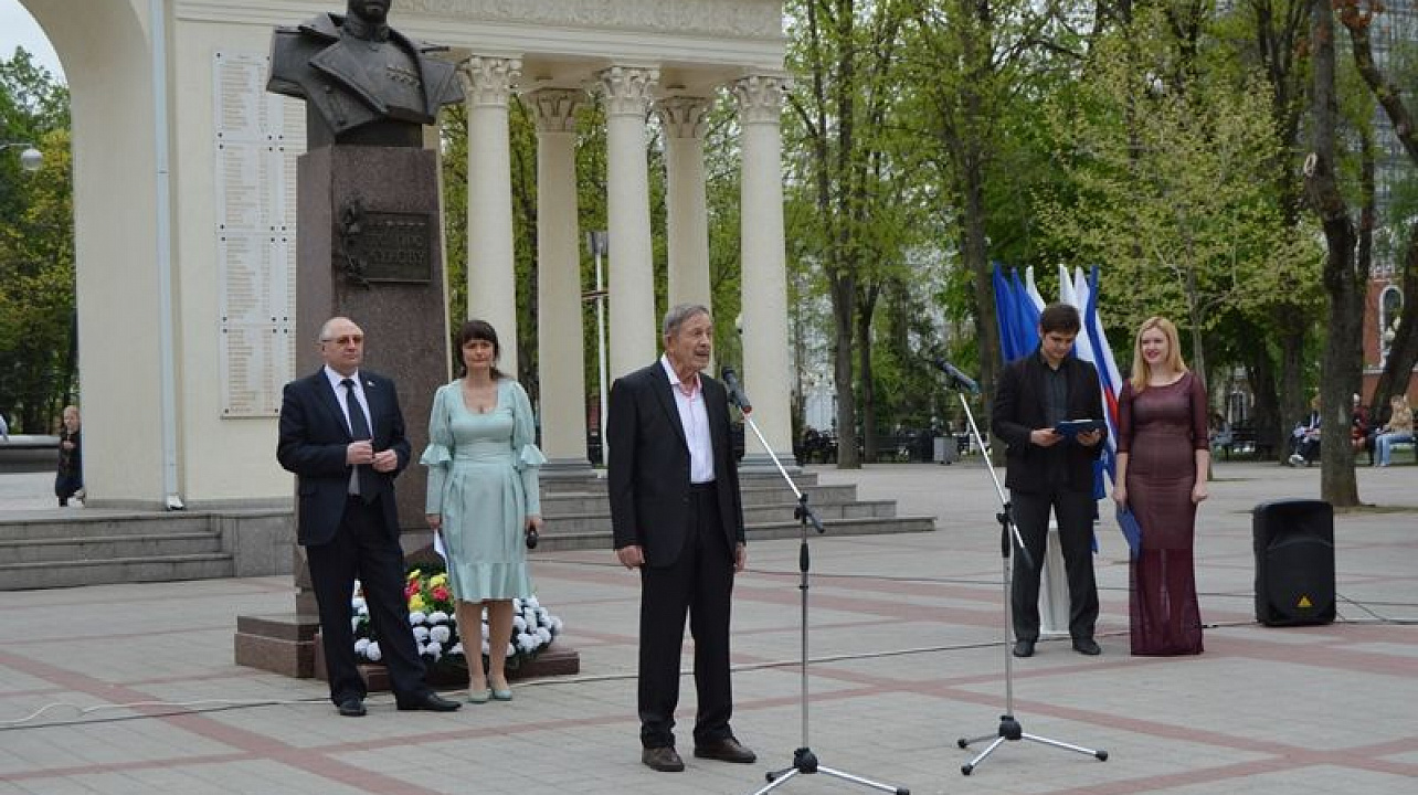 Детский праздник «Наш прекрасный мирный космос» прошел в Краснодаре