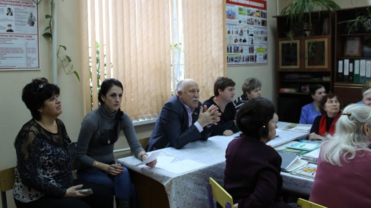 Депутат городской Думы Краснодара Николай Юрина отчитался о проделанной работе