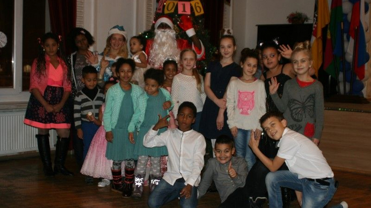 Интернациональный праздник Новый год.JPG