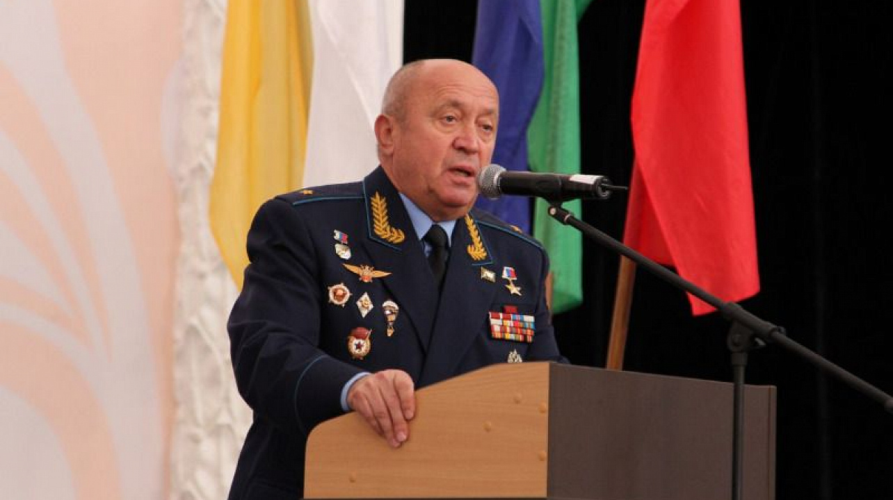 Растим и воспитываем будущих патриотов.jpg