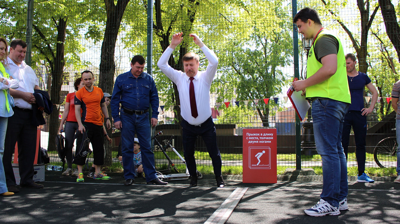Определены самые спортивные семьи Центрального и Западного внутригородских округов