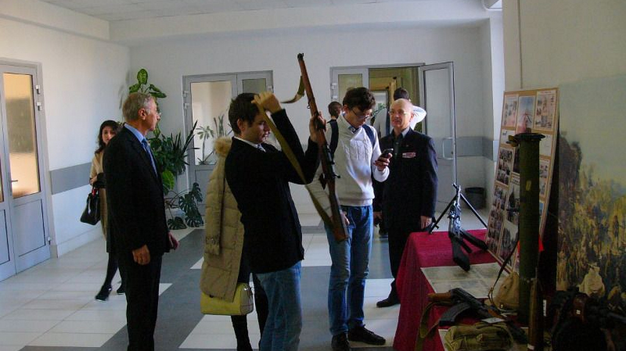 Ветераны вооруженных конфликтов приняли участие в научно-практической конференции в КубГУ..jpg