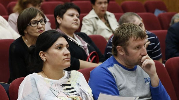 Евгений Первышов: Застройщику «Анит-Сити» нужно извиниться перед дольщиками и уйти с объекта