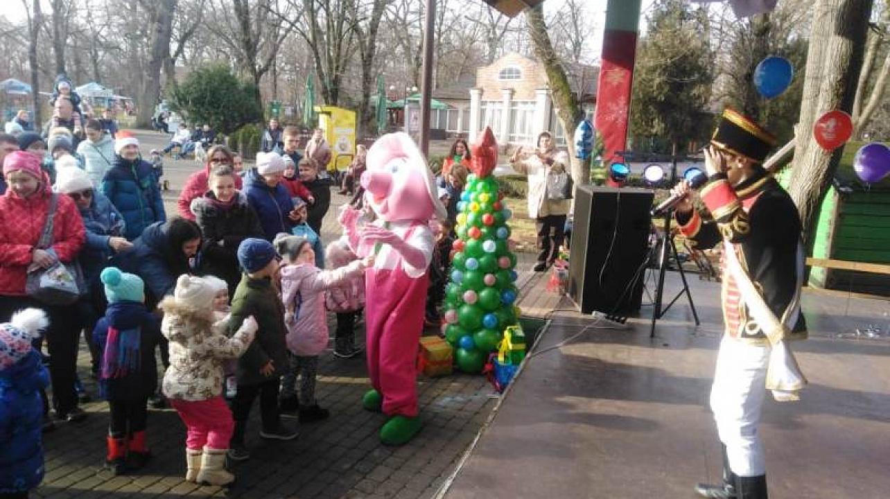 В Чистяковской роще прошла Новогодняя елка