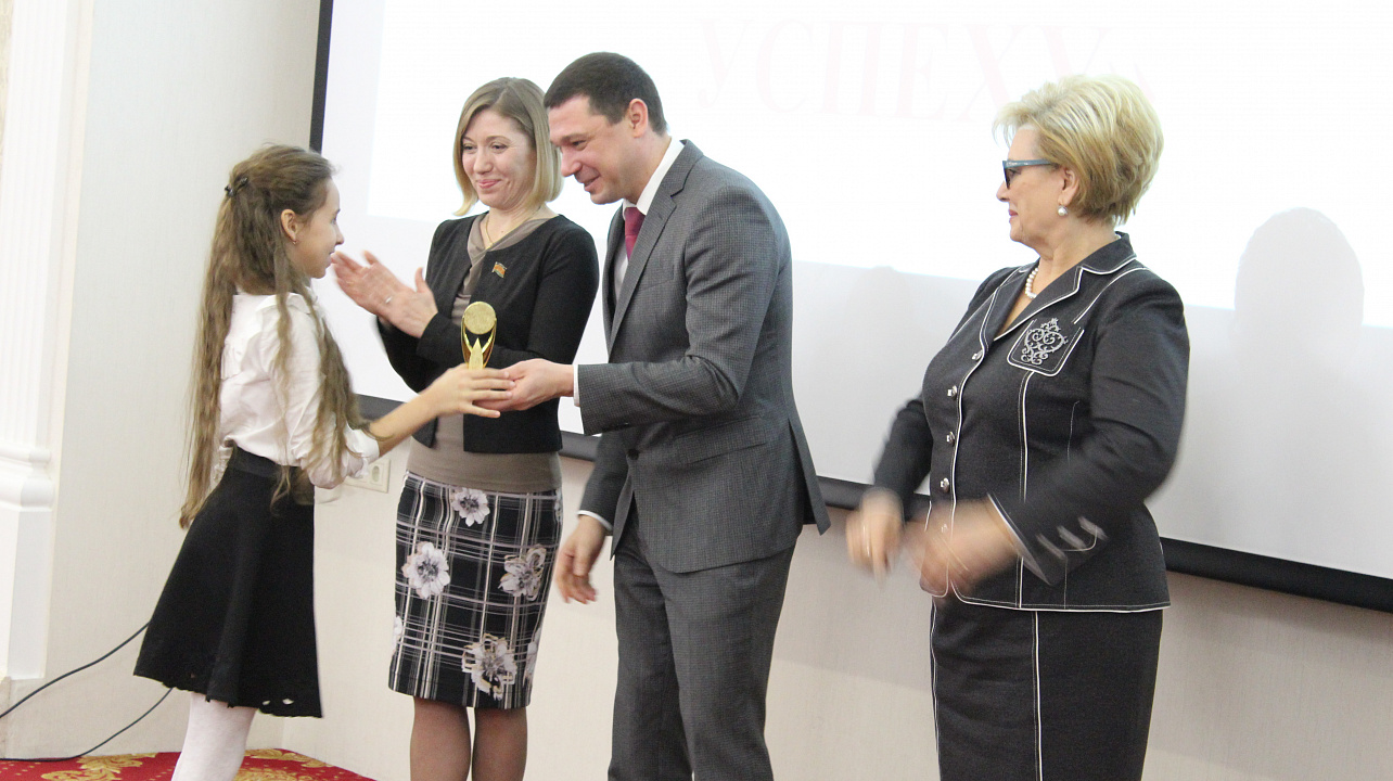 Спортивные итоги года подвели в Краснодаре. Атлетов и тренеров поблагодарил за достижения и поздравил с наступающим 2018 годом мэр Евгений Первышов. Часть 2.