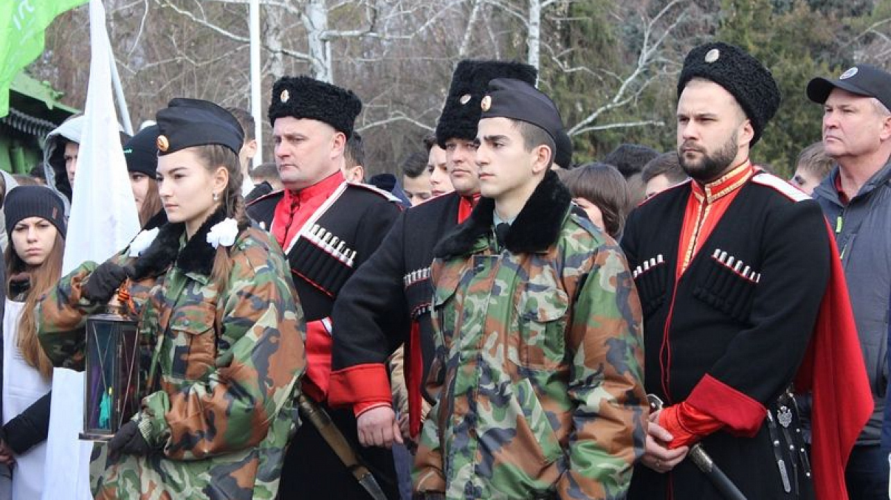 Сегодня в Чистяковской роще состоялся митинг, посвященный воинам-интернационалистам